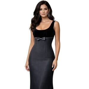 Vintage Y2K Velvet Bodice Empire Waist Maxi Evening Gown Black Bow Detail Petite